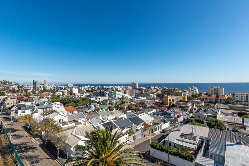 To Let 1 Bedroom Property for Rent in Sea Point Western Cape